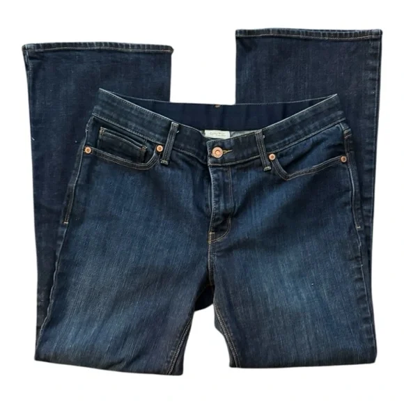 Levi's Dark Blue Jeans with Red Tag - Picture 6 of 9